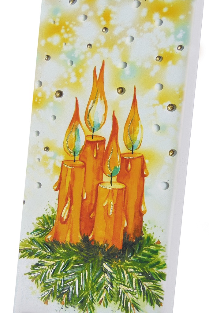 Gold Christmas Candles in Wreath